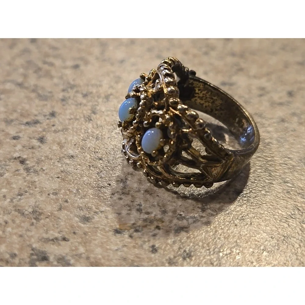 Vintage 18K HGE‎ Iridescent Faux Opal Beaded Filigree Gold Tone Ring